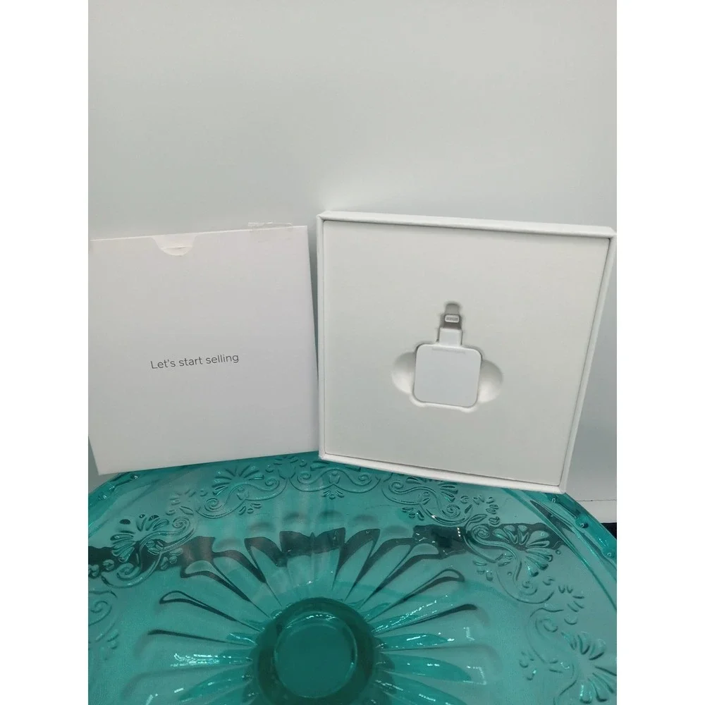 Square Reader Magstripe Lightning Connector iPhone Credit Card Swipe